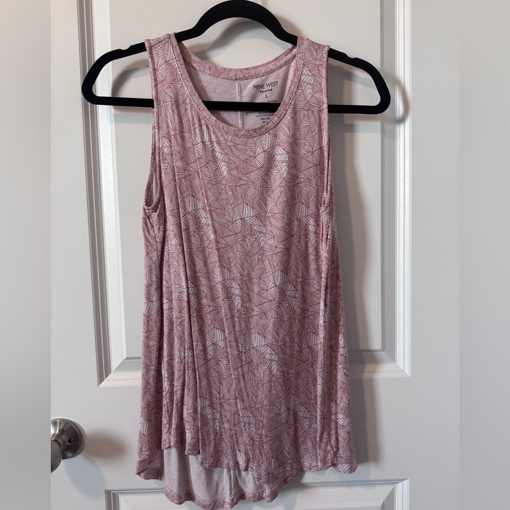 Nine West Size Small Sleeveless Top